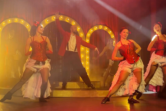 &laquo;&Kcy;&acy;&ncy;&Kcy;&acy;&ncy;&raquo; Cabaret-&Ncy;&ocy;&vcy;&ycy;&jcy; &gcy;&ocy;&dcy;&period; &Icy;&ncy;&tcy;&iecy;&rcy;&acy;&kcy;&tcy;&icy;&vcy;&ncy;&ycy;&jcy; &shcy;&ocy;&ucy;-&scy;&pcy;&iecy;&kcy;&tcy;&acy;&kcy;&lcy;&softcy;