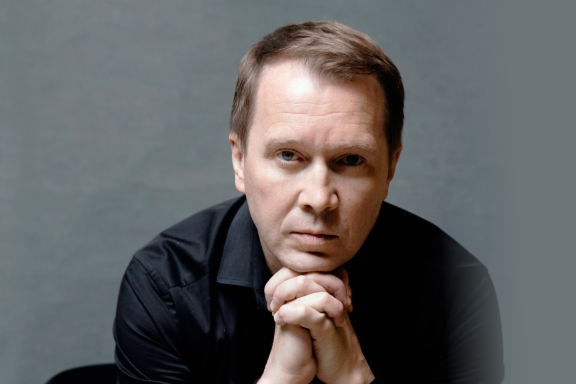 Русский крест/Евгений Миронов