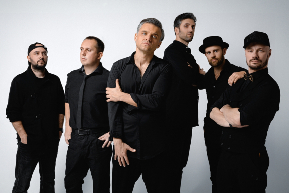 &Icy;&vcy;&acy;&ncy; &Zcy;&acy;&mcy;&ocy;&tcy;&acy;&iecy;&vcy; &icy; &Zcy;&acy;&mcy;&ocy;&tcy;&acy;&iecy;&vcy;&acy; &Bcy;&ecy;&ncy;&dcy;&comma; &Pcy;&rcy;&acy;&zcy;&dcy;&ncy;&icy;&chcy;&ncy;&ycy;&jcy; &kcy;&ocy;&ncy;&tscy;&iecy;&rcy;&tcy; "&Dcy;&ocy;&rcy;&ocy;&gcy;&acy;&yacy; &mcy;&ocy;&yacy;"