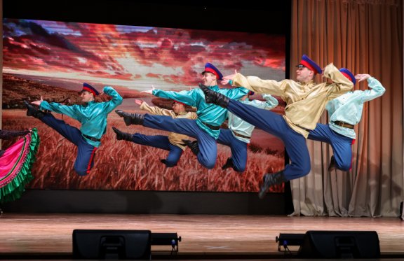 &Acy;&ncy;&scy;&acy;&mcy;&bcy;&lcy;&softcy; &pcy;&iecy;&scy;&ncy;&icy; &icy; &tcy;&acy;&ncy;&tscy;&acy; &laquo;&Dcy;&ocy;&ncy;&bcy;&acy;&scy;&scy;&raquo;