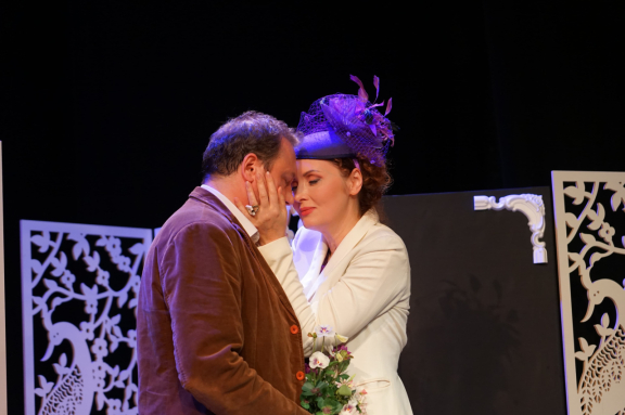 спектакль- мелодрама "А это, как два крыла...".