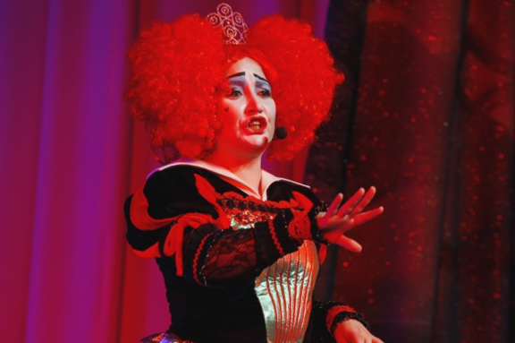 #сказкиудиви «Алиса в Новогодней стране чудес»