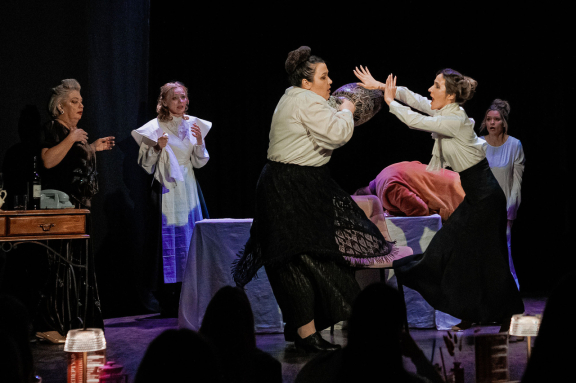 "&Kcy;&tcy;&ocy; &ucy;&bcy;&icy;&lcy; &Pcy;&acy;&tcy;&rcy;&icy;&kcy;&acy;&quest;"&period; &Kcy;&ocy;&mcy;&iecy;&dcy;&icy;&jcy;&ncy;&ycy;&jcy; &dcy;&iecy;&tcy;&iecy;&kcy;&tcy;&icy;&vcy;&period;