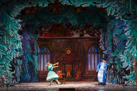 Московская премьера Новогодней сказки "ДВЕНАДЦАТЬ МЕСЯЦЕВ" от режиссёра Московского театра Н. Сац В. Меркулова