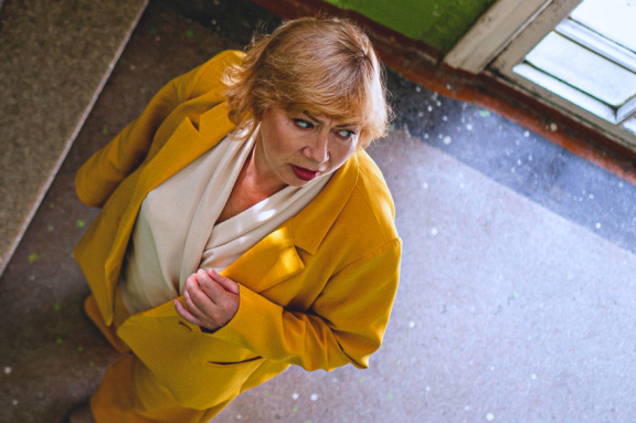 Старшая по жизни