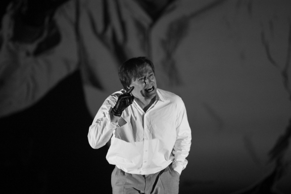 Народный Артист России Сергей Безруков в Спектакле ХУЛИГАН. Исповедь