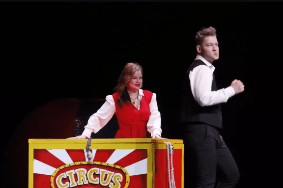 &SHcy;&ocy;&ucy; &Icy;&lcy;&lcy;&yucy;&zcy;&icy;&icy; XXI &vcy;&iecy;&kcy;&acy; - &Ncy;&ocy;&vcy;&ocy;&scy;&icy;&bcy;&icy;&rcy;&scy;&kcy;