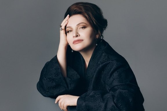 &laquo;&KHcy;&icy;&bcy;&lcy;&acy; &Gcy;&iecy;&rcy;&zcy;&mcy;&acy;&vcy;&acy; &pcy;&rcy;&icy;&gcy;&lcy;&acy;&shcy;&acy;&iecy;&tcy;&period;&period;&period;&raquo;
