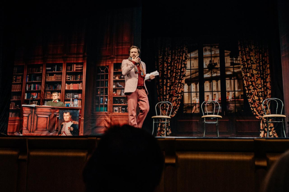 &Kcy;&ocy;&mcy;&iecy;&dcy;&icy;&yacy; &bcy;&ucy;&fcy;&fcy; &laquo;&Gcy;&lcy;&acy;&vcy;&ncy;&acy;&yacy; &rcy;&ocy;&lcy;&softcy;&raquo;