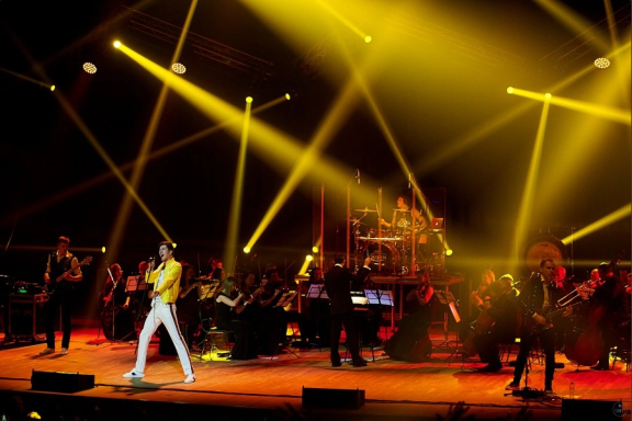 Queen&period; &SHcy;&ocy;&ucy; &laquo;&Bcy;&ocy;&gcy;&iecy;&mcy;&scy;&kcy;&acy;&yacy; &rcy;&acy;&pcy;&scy;&ocy;&dcy;&icy;&yacy;&raquo; &vcy; &scy;&ocy;&pcy;&rcy;&ocy;&vcy;&ocy;&zhcy;&dcy;&iecy;&ncy;&icy;&icy; &scy;&icy;&mcy;&fcy;&ocy;&ncy;&icy;&chcy;&iecy;&scy;&kcy;&ocy;&gcy;&ocy; &ocy;&rcy;&kcy;&iecy;&scy;&tcy;&rcy;&acy;