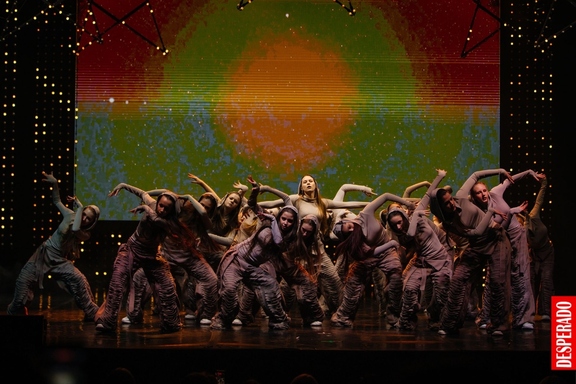 &Tcy;&acy;&ncy;&tscy;&iecy;&vcy;&acy;&lcy;&softcy;&ncy;&ocy;&iecy; &shcy;&ocy;&ucy; &ocy;&tcy; Dance Studio Star &laquo;&KHcy;&icy;&tcy;-&Pcy;&acy;&rcy;&acy;&dcy; &Zcy;&vcy;&iocy;&zcy;&dcy;&raquo;
