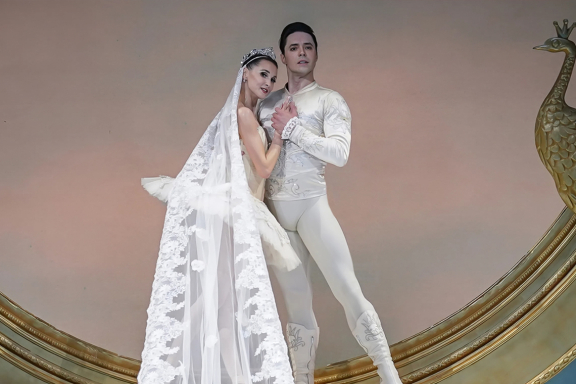 &Scy;&pcy;&yacy;&shchcy;&acy;&yacy; &kcy;&rcy;&acy;&scy;&acy;&vcy;&icy;&tscy;&acy;