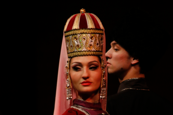 &Acy;&ncy;&scy;&acy;&mcy;&bcy;&lcy;&softcy; &tcy;&acy;&ncy;&tscy;&acy; "&Kcy;&acy;&bcy;&acy;&rcy;&dcy;&icy;&ncy;&kcy;&acy;" - "&Tcy;&acy;&ncy;&tscy;&ycy; &ncy;&acy;&dcy; &Ecy;&lcy;&softcy;&bcy;&rcy;&ucy;&scy;&ocy;&mcy;"