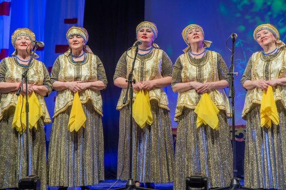 &laquo;&Zcy;&acy;&vcy;&acy;&lcy;&icy;&ncy;&kcy;&acy;&raquo; - &scy;&iecy;&mcy;&softcy;&yacy; &rcy;&ucy;&scy;&scy;&kcy;&ocy;&jcy; &pcy;&iecy;&scy;&ncy;&icy;