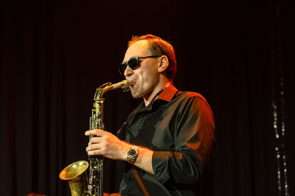 &laquo;Summertime&raquo;&period; &Dcy;&zhcy;&acy;&zcy;&ocy;&vcy;&ycy;&jcy; &vcy;&iecy;&chcy;&iecy;&rcy;