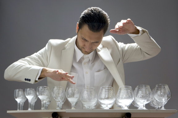 &KHcy;&rcy;&ucy;&scy;&tcy;&acy;&lcy;&softcy;&ncy;&ycy;&jcy; &SHCHcy;&iecy;&lcy;&kcy;&ucy;&ncy;&chcy;&icy;&kcy;&colon; &scy;&tcy;&iecy;&kcy;&lcy;&yacy;&ncy;&ncy;&acy;&yacy; &acy;&rcy;&fcy;&acy; &icy; &ocy;&rcy;&gcy;&acy;&ncy;