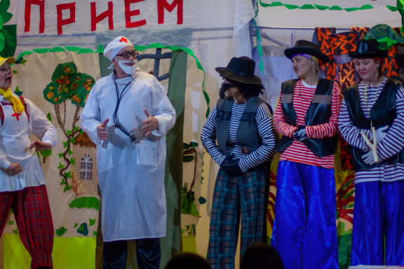 &Scy;&pcy;&iecy;&kcy;&tcy;&acy;&kcy;&lcy;&softcy; &laquo;&Dcy;&ocy;&kcy;&tcy;&ocy;&rcy; &Acy;&jcy;&bcy;&ocy;&lcy;&icy;&tcy;&raquo;