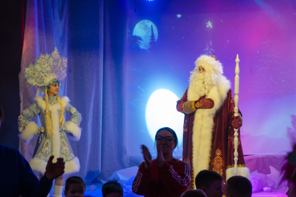 &Ncy;&ocy;&vcy;&ocy;&gcy;&ocy;&dcy;&ncy;&iecy;&iecy; &pcy;&rcy;&icy;&kcy;&lcy;&yucy;&chcy;&iecy;&ncy;&icy;&iecy; &Kcy;&acy;&yacy; &icy; &Gcy;&iecy;&rcy;&dcy;&ycy;