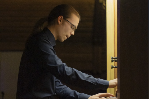 &Ocy;&rcy;&gcy;&acy;&ncy; &icy; &gcy;&ocy;&lcy;&ocy;&scy;&colon; &dcy;&icy;&acy;&lcy;&ocy;&gcy; &scy;&kcy;&vcy;&ocy;&zcy;&softcy; &vcy;&iecy;&kcy;&acy;