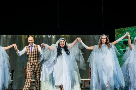 &Ncy;&iecy; &scy;&tcy;&rcy;&iecy;&lcy;&yacy;&jcy;&tcy;&iecy; &vcy; &ecy;&kcy;&scy;&tcy;&rcy;&acy;&scy;&iecy;&ncy;&scy;&acy;