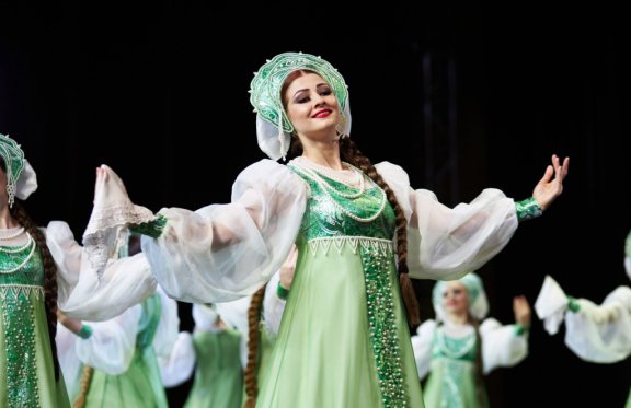 &Acy;&ncy;&scy;&acy;&mcy;&bcy;&lcy;&softcy; &pcy;&iecy;&scy;&ncy;&icy; &icy; &tcy;&acy;&ncy;&tscy;&acy; &laquo;&Dcy;&ocy;&ncy;&bcy;&acy;&scy;&scy;&raquo;