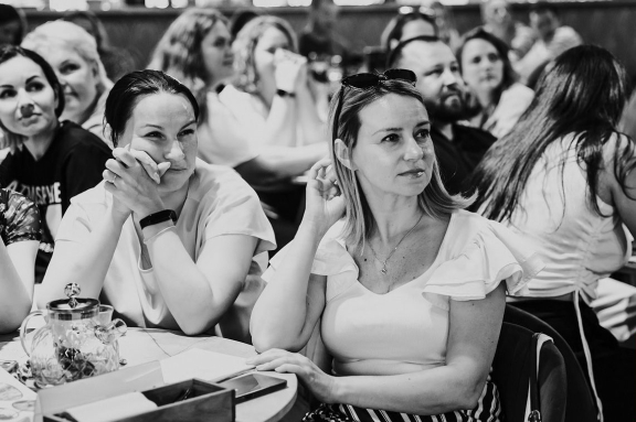 &Kcy;&Icy;&Ncy;&Ocy;&Kcy;&Vcy;&Icy;&Zcy;&period; &ZHcy;&IEcy;&Ncy;&Scy;&Kcy;&Ocy;&IEcy; &Kcy;&Icy;&Ncy;&Ocy; vs &Mcy;&Ucy;&ZHcy;&Scy;&Kcy;&Ocy;&IEcy; &Kcy;&Icy;&Ncy;&Ocy;