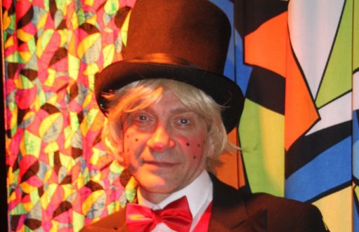 &Pcy;&rcy;&icy;&kcy;&lcy;&yucy;&chcy;&iecy;&ncy;&icy;&yacy; &pcy;&ocy;&rcy;&ocy;&scy;&iocy;&ncy;&kcy;&acy; &Fcy;&ucy;&ncy;&tcy;&icy;&kcy;&acy; &icy; &iecy;&gcy;&ocy; &dcy;&rcy;&ucy;&zcy;&iecy;&jcy;