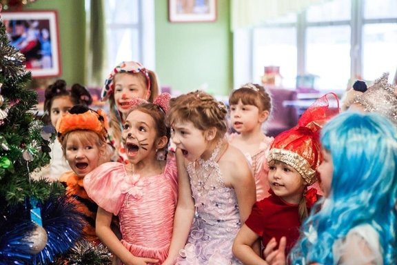 &Ncy;&ocy;&vcy;&ocy;&gcy;&ocy;&dcy;&ncy;&icy;&iecy; &pcy;&rcy;&icy;&kcy;&lcy;&yucy;&chcy;&iecy;&ncy;&icy;&yacy; &Dcy;&ocy;&mcy;&ocy;&vcy;&iocy;&ncy;&kcy;&acy;