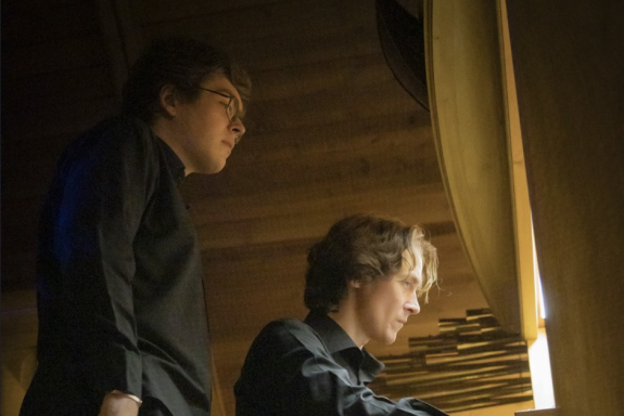 &Ocy;&rcy;&gcy;&acy;&ncy; &icy; &gcy;&ocy;&lcy;&ocy;&scy;&colon; &dcy;&icy;&acy;&lcy;&ocy;&gcy; &scy;&kcy;&vcy;&ocy;&zcy;&softcy; &vcy;&iecy;&kcy;&acy;