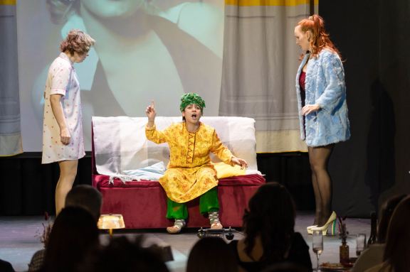 "&Ocy;&khcy;&comma; &ucy;&zhcy; &ecy;&tcy;&acy; &Acy;&ncy;&ncy;&acy;&excl;" - &mcy;&ucy;&zcy;&ycy;&kcy;&acy;&lcy;&softcy;&ncy;&acy;&yacy; &kcy;&ocy;&mcy;&iecy;&dcy;&icy;&yacy;&period;