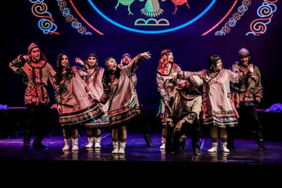 &Acy;&ncy;&scy;&acy;&mcy;&bcy;&lcy;&softcy; "&Dcy;&acy;&lcy;&softcy;&ncy;&icy;&jcy; &Vcy;&ocy;&scy;&tcy;&ocy;&kcy;"&period; &Mcy;&yucy;&zcy;&icy;&kcy;&lcy; "&Kcy;&ocy;&scy;&ycy; &CHcy;&ocy;&lcy;&softcy;&chcy;&icy;&ncy;&acy;&jcy;"