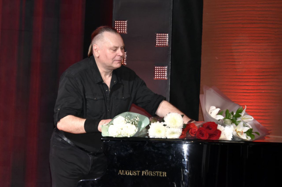 концерт Виталия Гасаева