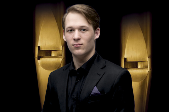 &Vcy;&iecy;&chcy;&iecy;&rcy; III&period; &Icy;&vcy;&acy;&ncy; &TScy;&acy;&rcy;&iecy;&vcy;