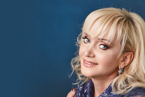 &Bcy;&iecy;&lcy;&ycy;&jcy; &rcy;&ocy;&mcy;&acy;&ncy;