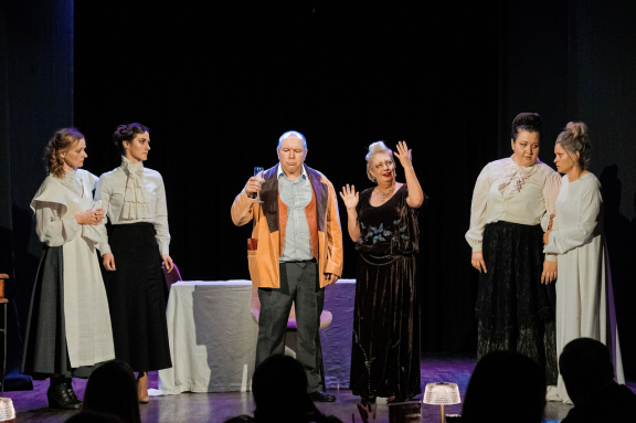 "&Kcy;&tcy;&ocy; &ucy;&bcy;&icy;&lcy; &Pcy;&acy;&tcy;&rcy;&icy;&kcy;&acy;&quest;"&period; &Kcy;&ocy;&mcy;&iecy;&dcy;&icy;&jcy;&ncy;&ycy;&jcy; &dcy;&iecy;&tcy;&iecy;&kcy;&tcy;&icy;&vcy;&period;