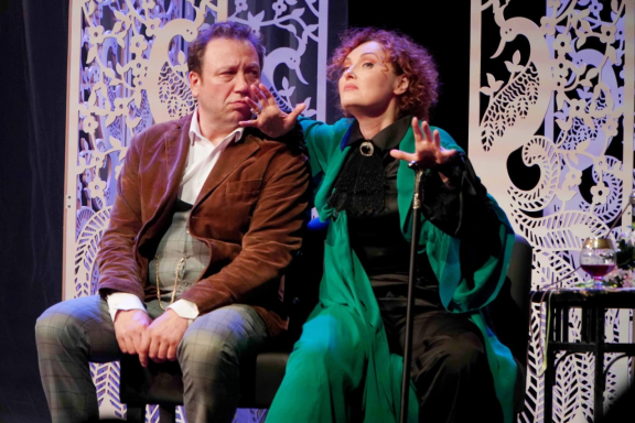 спектакль- мелодрама "А это, как два крыла...".