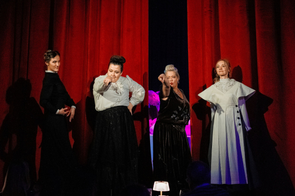 "&Kcy;&tcy;&ocy; &ucy;&bcy;&icy;&lcy; &Pcy;&acy;&tcy;&rcy;&icy;&kcy;&acy;&quest;"&period; &Kcy;&ocy;&mcy;&iecy;&dcy;&icy;&jcy;&ncy;&ycy;&jcy; &dcy;&iecy;&tcy;&iecy;&kcy;&tcy;&icy;&vcy;&period;