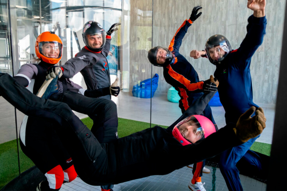 Полёт в аэротрубе