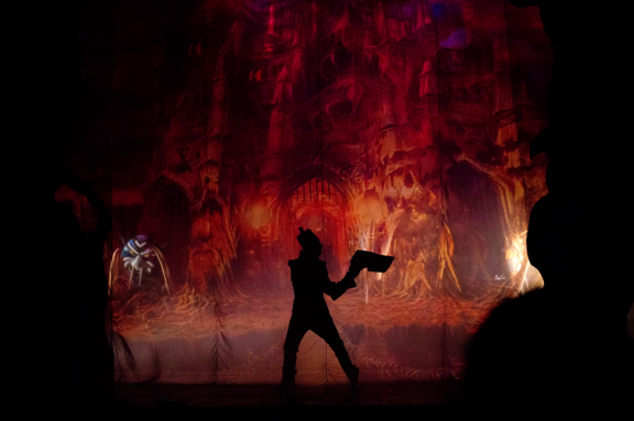 &Mcy;&ocy;&scy;&kcy;&ocy;&vcy;&scy;&kcy;&acy;&yacy; &pcy;&rcy;&iecy;&mcy;&softcy;&iecy;&rcy;&acy; &fcy;&ecy;&ncy;&tcy;&iecy;&zcy;&icy;-&scy;&pcy;&iecy;&kcy;&tcy;&acy;&kcy;&lcy;&yacy; "&Vcy;&ocy;&lcy;&shcy;&iecy;&bcy;&ncy;&icy;&kcy; &Icy;&zcy;&ucy;&mcy;&rcy;&ucy;&dcy;&ncy;&ocy;&gcy;&ocy; &Gcy;&ocy;&rcy;&ocy;&dcy;&acy;" &ocy;&tcy; &rcy;&iecy;&zhcy;&icy;&scy;&scy;&iocy;&rcy;&acy; &Mcy;&ocy;&scy;&kcy;&ocy;&vcy;&scy;&kcy;&ocy;&gcy;&ocy; &tcy;&iecy;&acy;&tcy;&rcy;&acy; &Ncy;&period; &Scy;&acy;&tscy; &Vcy;&period; &Mcy;&iecy;&rcy;&kcy;&ucy;&lcy;&ocy;&vcy;&acy;