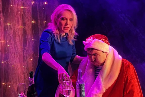 Новогодний беспредел "Битва снегурочек"