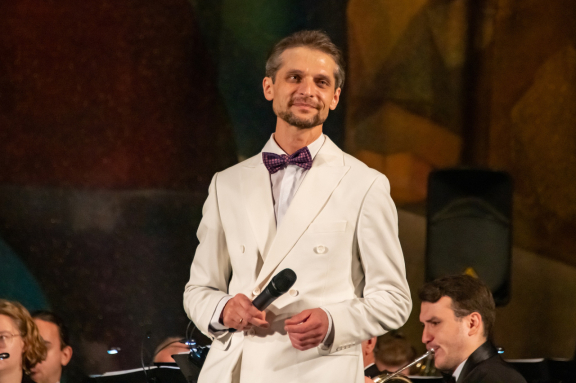 &laquo;&Scy;&iecy;&rcy;&dcy;&tscy;&acy; &chcy;&iecy;&tcy;&ycy;&rcy;&iocy;&khcy;&raquo;&period; &Kcy;&ocy;&ncy;&tscy;&iecy;&rcy;&tcy;&ncy;&acy;&yacy; &pcy;&rcy;&ocy;&gcy;&rcy;&acy;&mcy;&mcy;&acy;&comma; &pcy;&ocy;&scy;&vcy;&yacy;&shchcy;&iocy;&ncy;&ncy;&acy;&yacy; &Mcy;&iecy;&zhcy;&dcy;&ucy;&ncy;&acy;&rcy;&ocy;&dcy;&ncy;&ocy;&mcy;&ucy; &zhcy;&iecy;&ncy;&scy;&kcy;&ocy;&mcy;&ucy; &dcy;&ncy;&yucy;&period;